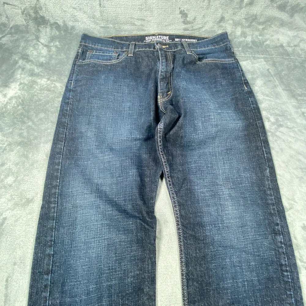 Levis excellent pre